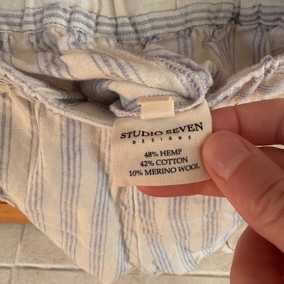 Studio Seven Tilda Shorts - Picture 4 of 4